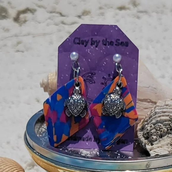 Earrings - Picture 2 of 2